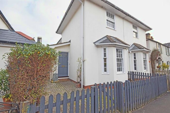 2 Bedroom Semi-Detached House To Rent In Second Cross Road, Twickenham, TW2