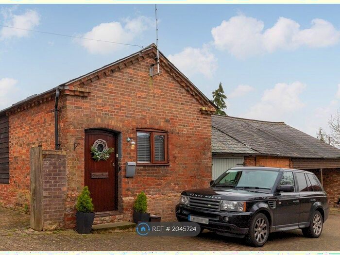 2 Bedroom Semi-Detached House To Rent In Warren Farm, Ridgmont, MK43