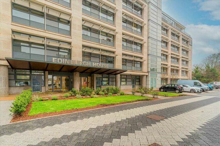 2 Bedroom Apartment For Sale In Edinburgh House, Harlow, Harlow, CM20