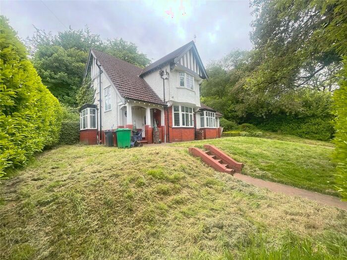 3 Bedroom Detached House For Sale In Heaton Park Lodge, Middleton Road, Blackley/Crumpsall, Manchester, M8