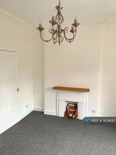 2 Bedroom Flat To Rent In High Street, Bonnyrigg, EH19