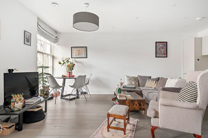 1 Bedroom Flat To Rent In Heath Drive, London, NW3