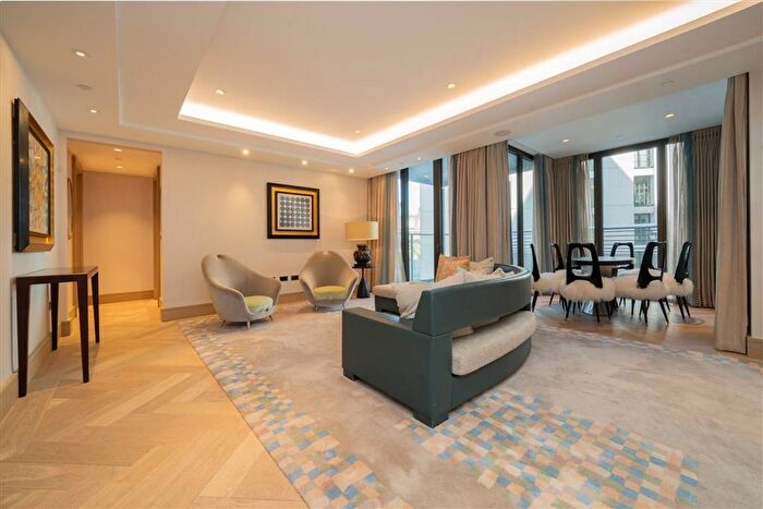 2 Bedroom Flat To Rent In Chiltern Street, Marylebone, W1U