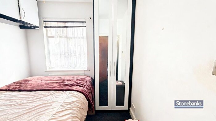 3 Bedroom Semi Detached House To Rent In Dane Road, Southall, UB1