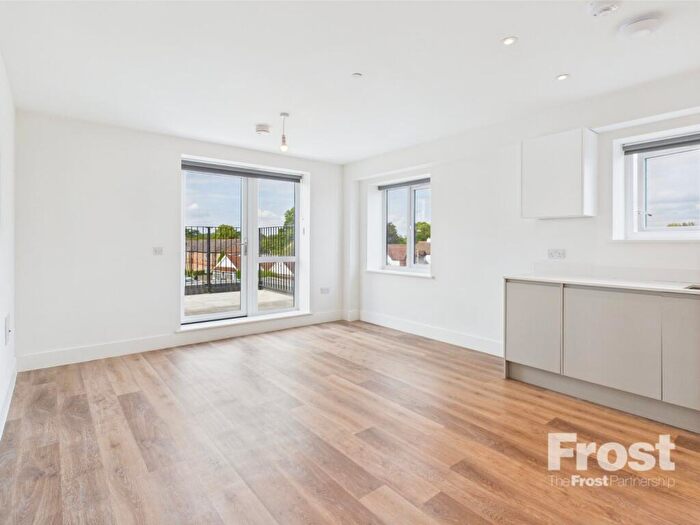 1 Bedroom Apartment To Rent In Bath Road, Slough, SL1