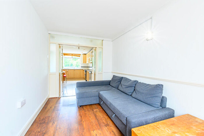 4 Bedroom Property To Rent In Stebondale Street, Cubitt Town, E14
