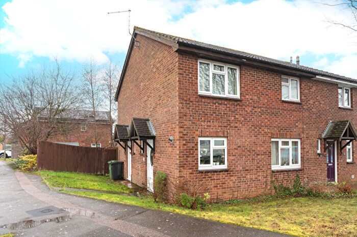 1 Bedroom Terraced House For Sale In Norris Close, Abingdon, OX14