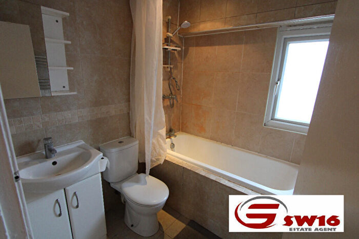 1 Bedroom Flat To Rent In Priestley Road, London, CR4