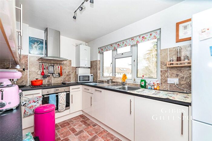 1 Bedroom Flat To Rent In Castlebar Mews, London, W5