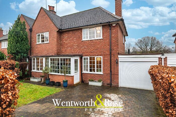 3 Bedroom Semi Detached House For Sale In Middle Park Road, Bournville, Birmingham, B29