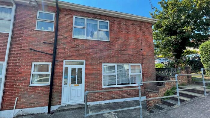 1 Bedroom Flat To Rent In Bournemouth Road, Parkstone, Poole, BH14