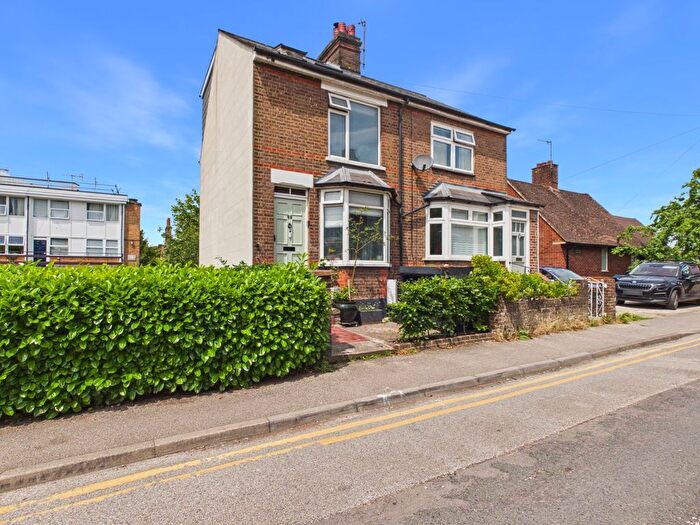 3 Bedroom Semi-detached House For Sale In Gladstone Road, Chesham, Buckinghamshire, HP5