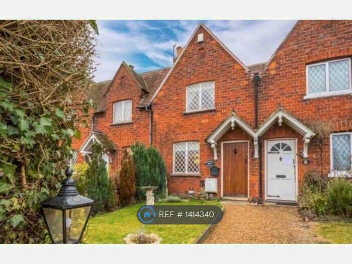 2 Bedroom Semi-Detached House To Rent In High Street, Oakley, Bedford, MK43