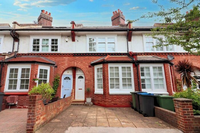 2 Bedroom Terraced House To Rent In Lower Kings Road, Kingston Upon Thames, KT2