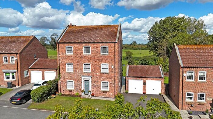 6 Bedroom Detached House For Sale In Reynard Court, Willingham By Stow, Gainsborough, Lincolnshire, DN21