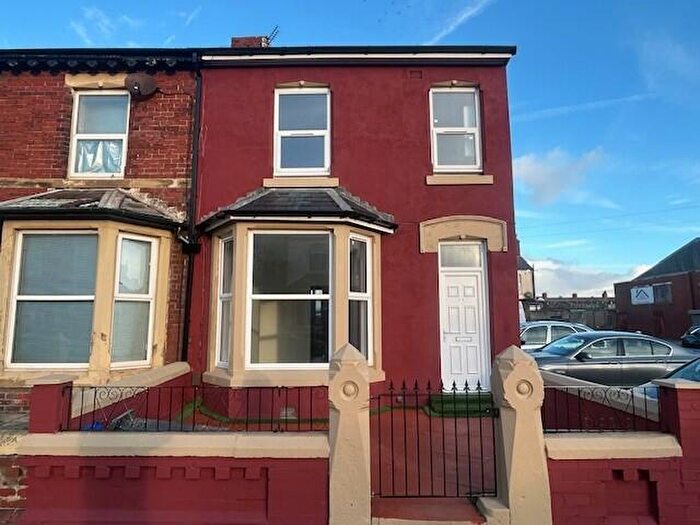4 Bedroom House To Rent In Cocker Street, Blackpool, FY1