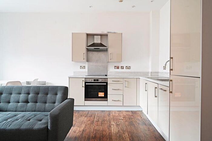 2 Bedroom Apartment To Rent In Apt Impact, Upper Allen Street, S3