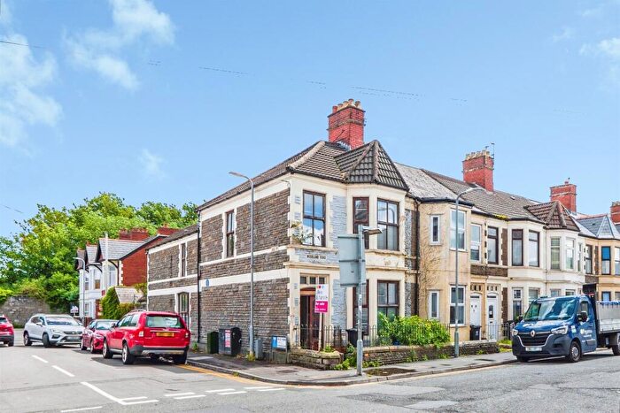 3 Bedroom End Of Terrace House For Sale In Moorland Road, Splott, Cardiff, CF24