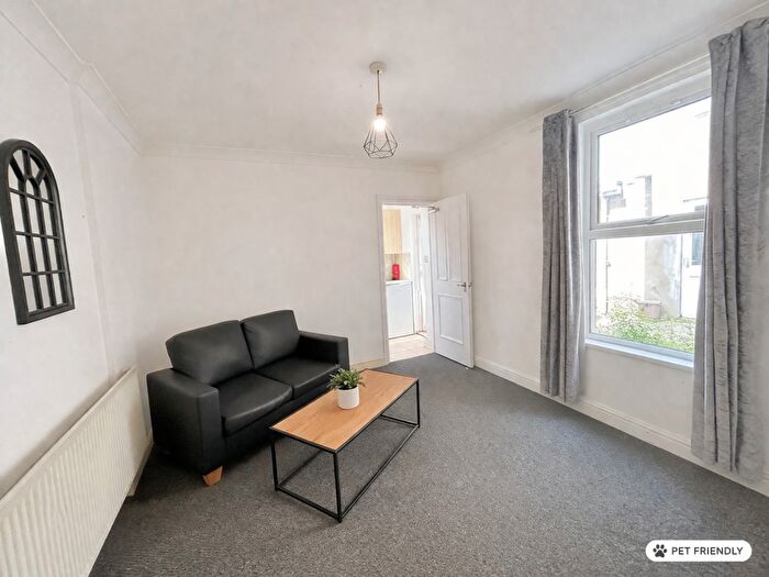1 Bedroom Apartment To Rent In Glynrhondda Street, Cardiff, CF24