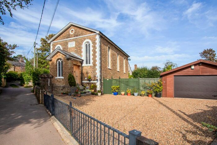 4 Bedroom Detached House For Sale In Chapel Row, Sevenoaks, TN15