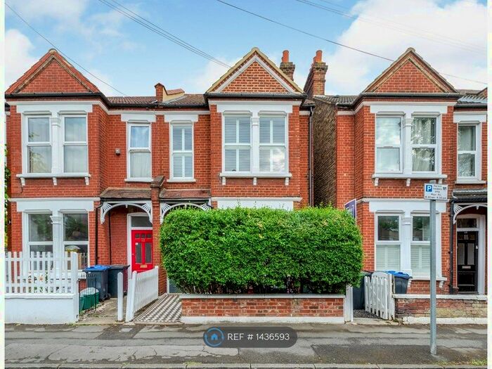 5 Bedroom Semi-Detached House To Rent In Park Road, London, SW19