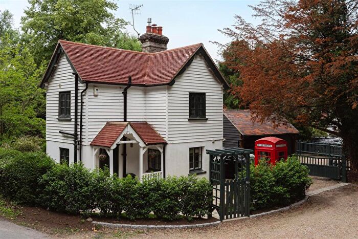 2 Bedroom Detached House For Sale In Church Road, Burstow, Horley, RH6