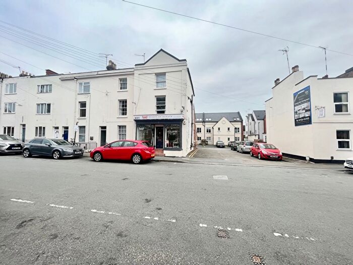 4 Bedroom Flat To Rent In Oxford Street, Leamington Spa, CV32