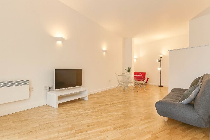 1 Bedroom Studio To Rent In Boundary Street, London, Shoreditch, E2