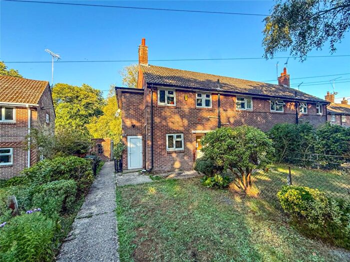 2 Bedroom Apartment For Sale In Moors Close, Hurn, Christchurch, Dorset, BH23