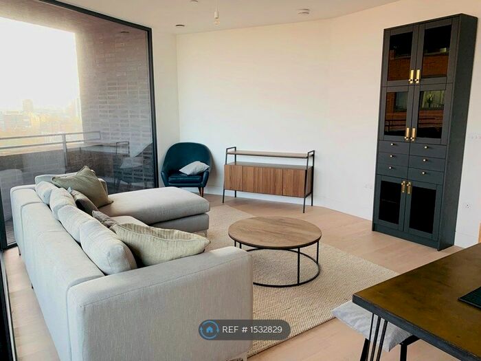 1 Bedroom Flat To Rent In Penn Street, London, N1