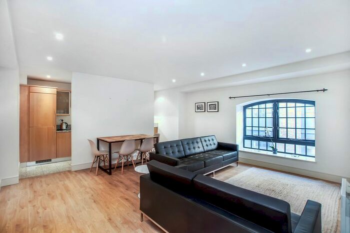 1 Bedroom Flat To Rent In Ginger Building, Cayenne Court, Curlew Street, SE1