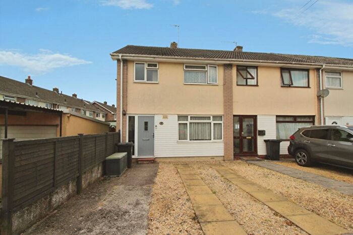 3 Bedroom End Of Terrace House For Sale In Kingston Avenue, Clevedon, North Somerset, BS21