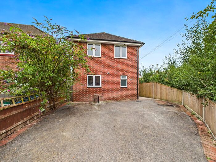 3 Bedroom Detached House To Rent In Alexander Grove, Fareham, PO16