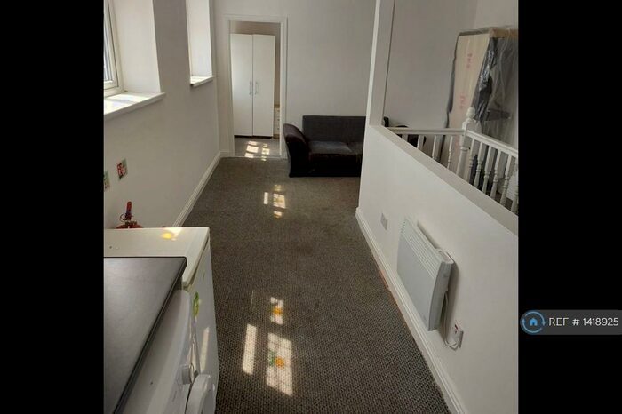 4 Bedroom Flat To Rent In Manchester Road, Denton, Manchester, M34