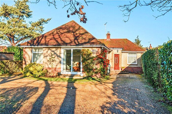 3 Bedroom Bungalow For Sale In Whitenap Lane, Romsey, Hampshire, SO51