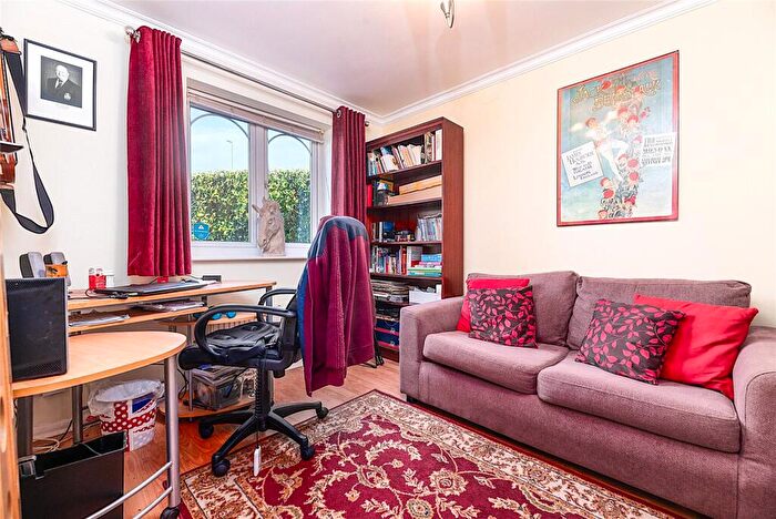 4 Bedroom Detached House For Sale In Bradwell Way, Belper, Derbyshire, DE56