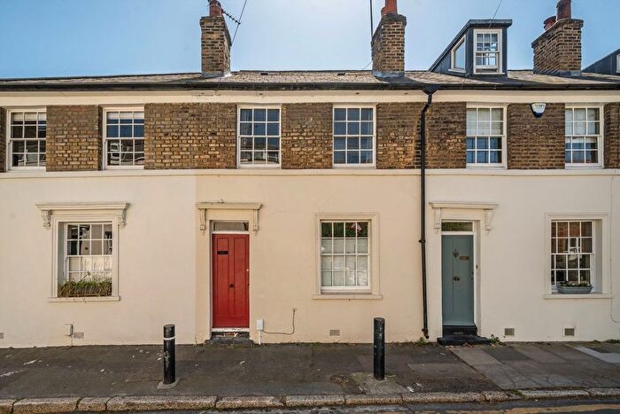 3 Bedroom Terraced House To Rent In Maidenstone Hill, Greenwich, SE10
