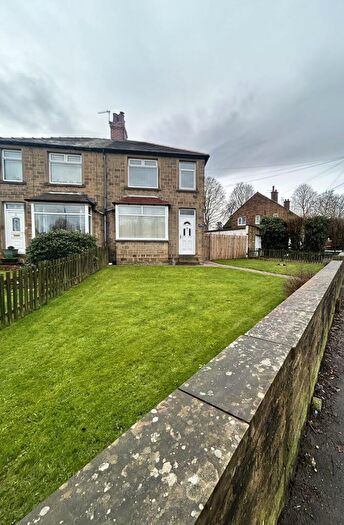 2 Bedroom Semi Detached House To Rent In Long Lane, Huddersfield, HD5