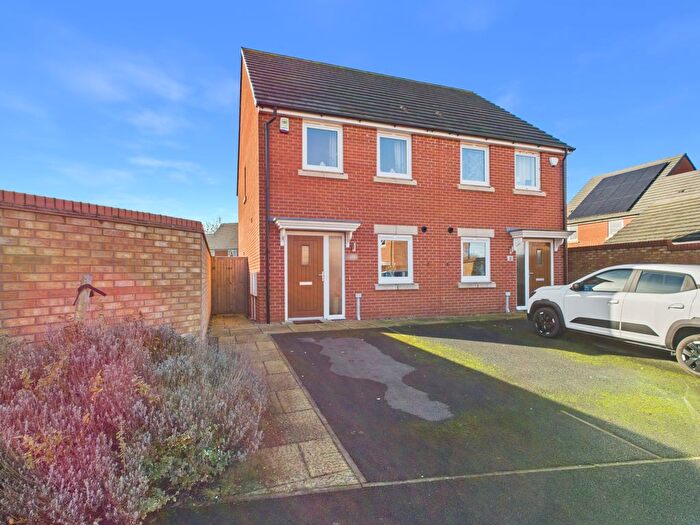 2 Bedroom Semi Detached House For Sale In Starling Close, West Bridgford, NG2