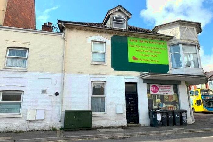 2 Bedroom Flat To Rent In Christchurch Road, Bournemouth, BH7