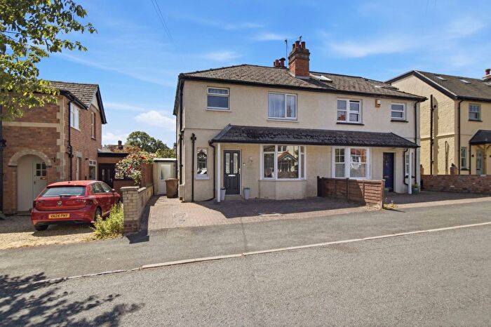3 Bedroom Semi-Detached House For Sale In Somers Park Avenue, Malvern, WR14