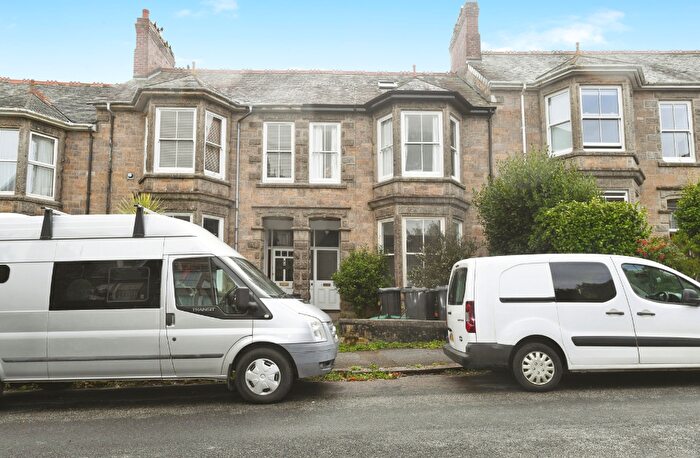 1 Bedroom Flat To Rent In Pendarves Road, Penzance, TR18