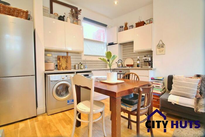1 Bedroom Flat To Rent In Beresford Road, Harringay, N8