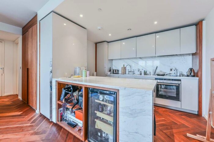 1 Bedroom Flat To Rent In New Union Square, Nine Elms, London, SW11