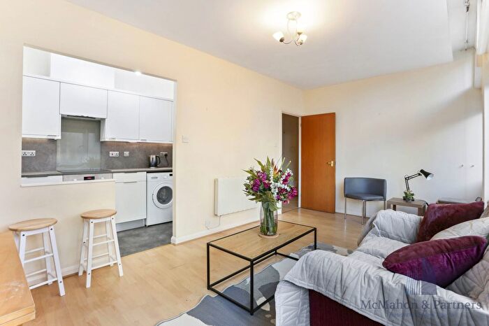 1 Bedroom Flat To Rent In Metro Central Heights, Newington Causeway, London, SE1