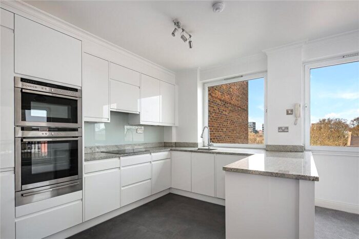 2 Bedroom Flat To Rent In Keepier Wharf, Narrow Street, London, E14