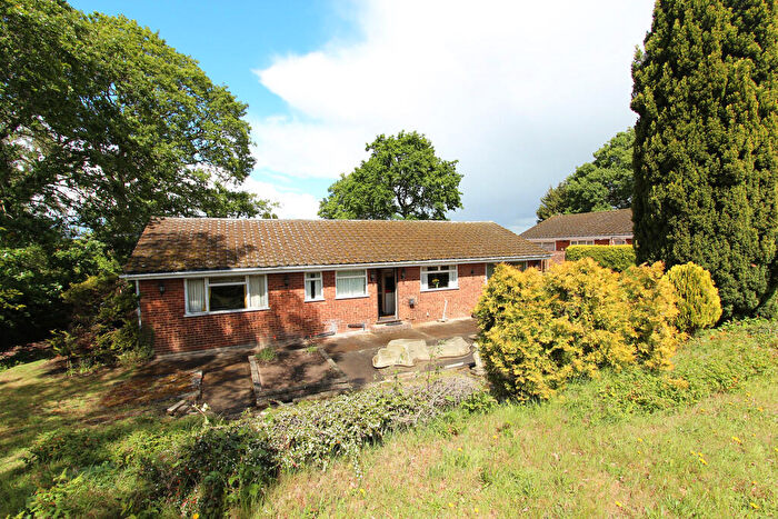 4 Bedroom Detached Bungalow For Sale In Birchwood Road, Swanley, BR8
