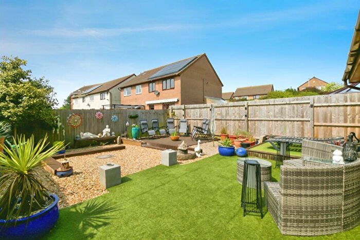 4 Bedroom Detached House For Sale In The Heathers, Barry, CF62