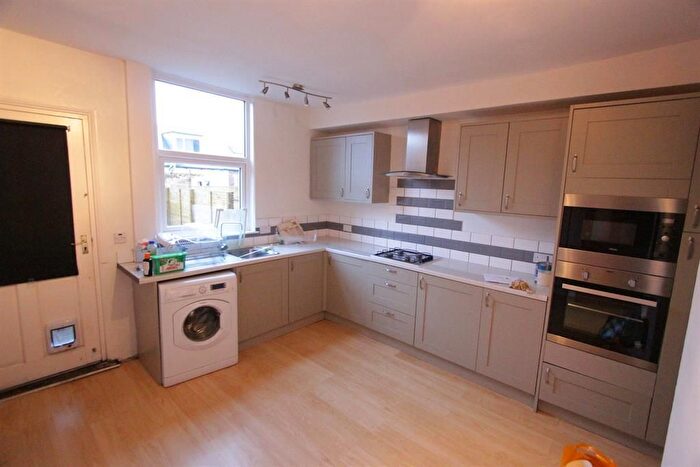 3 Bedroom Terraced House To Rent In Salisbury Road, Sheffield, S10