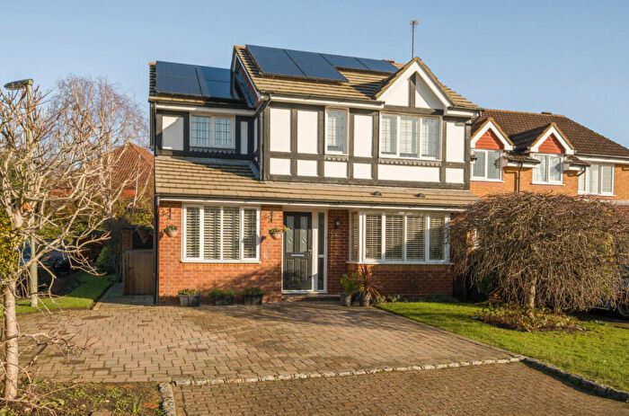 5 Bedroom Detached House For Sale In Prunus Close, West End, Woking, Surrey, GU24